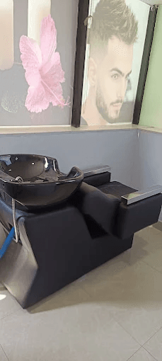 Smile Unisex Salon & Spa photo 4