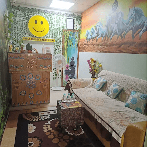 Smile Unisex Salon & Spa