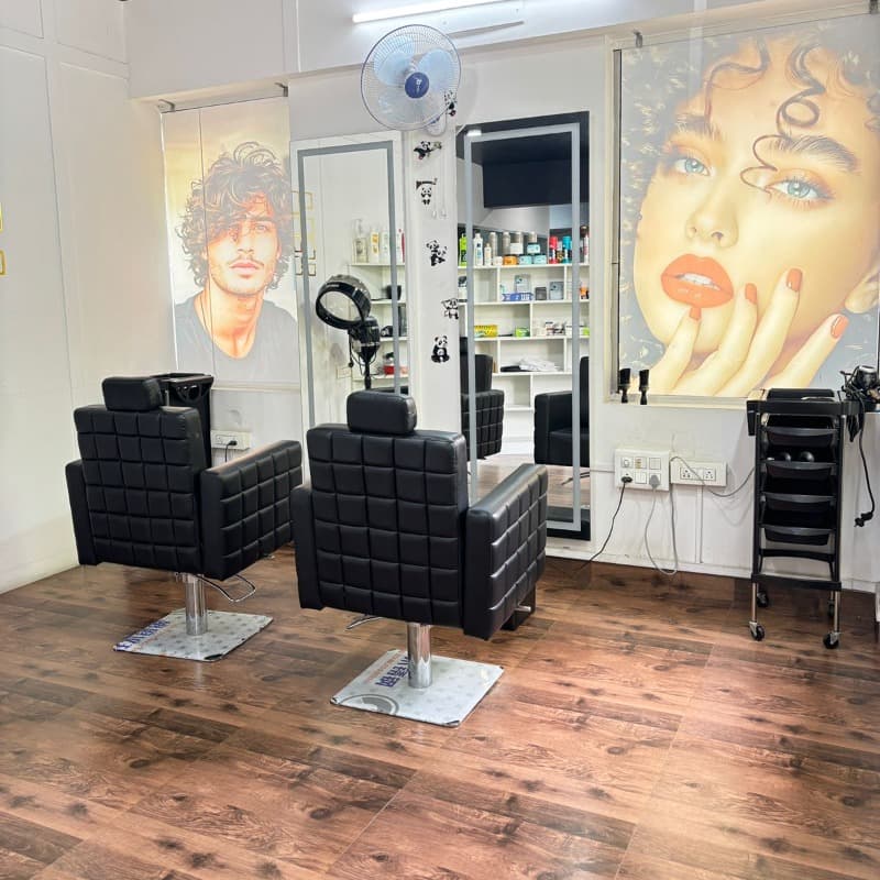 Divine 360 Unisex Salon